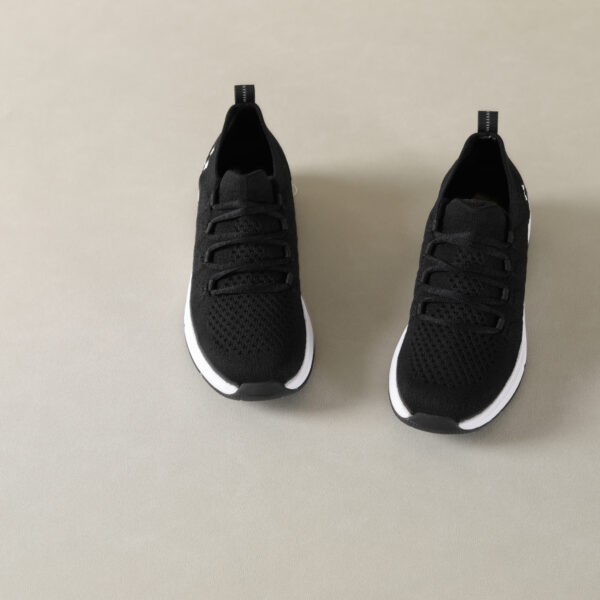 Black Knit Athletic Sneakers – Breathable Mesh Comfort Running Shoes with White Sole & Stylish Logo Detail
